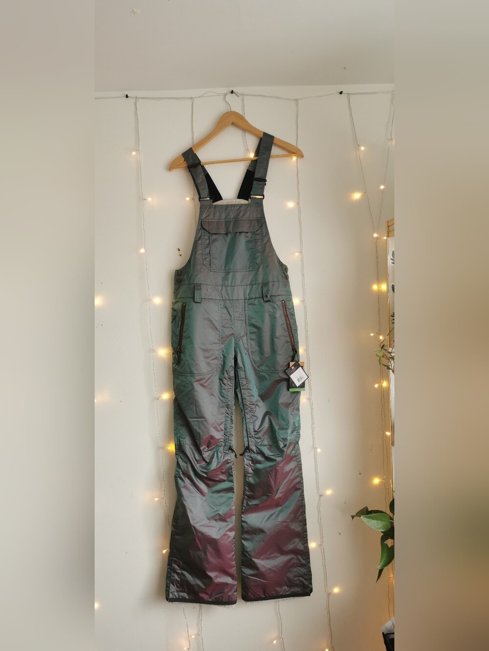 686 SixEghtSix Size S Snow Pants Iridescent Green Shell Bib Overalls WaterProof